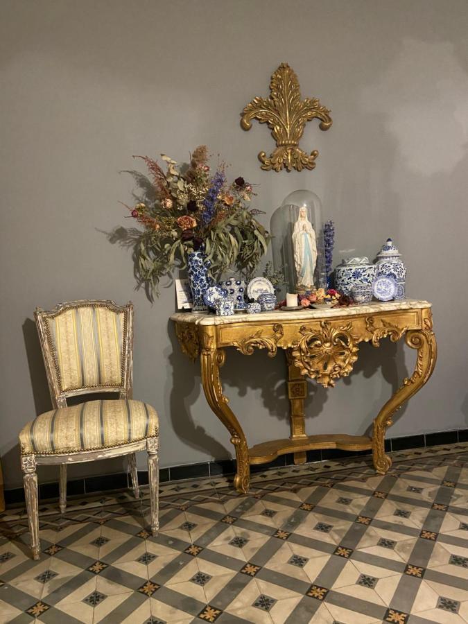 Maison 1823 - Suites De Charme A Garons Εξωτερικό φωτογραφία