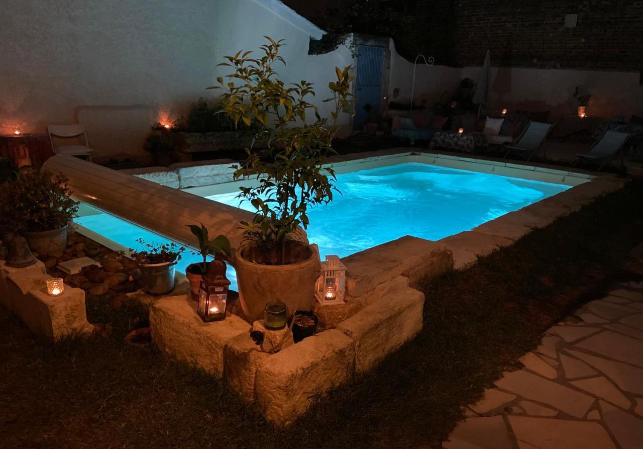 Maison 1823 - Suites De Charme A Garons Εξωτερικό φωτογραφία